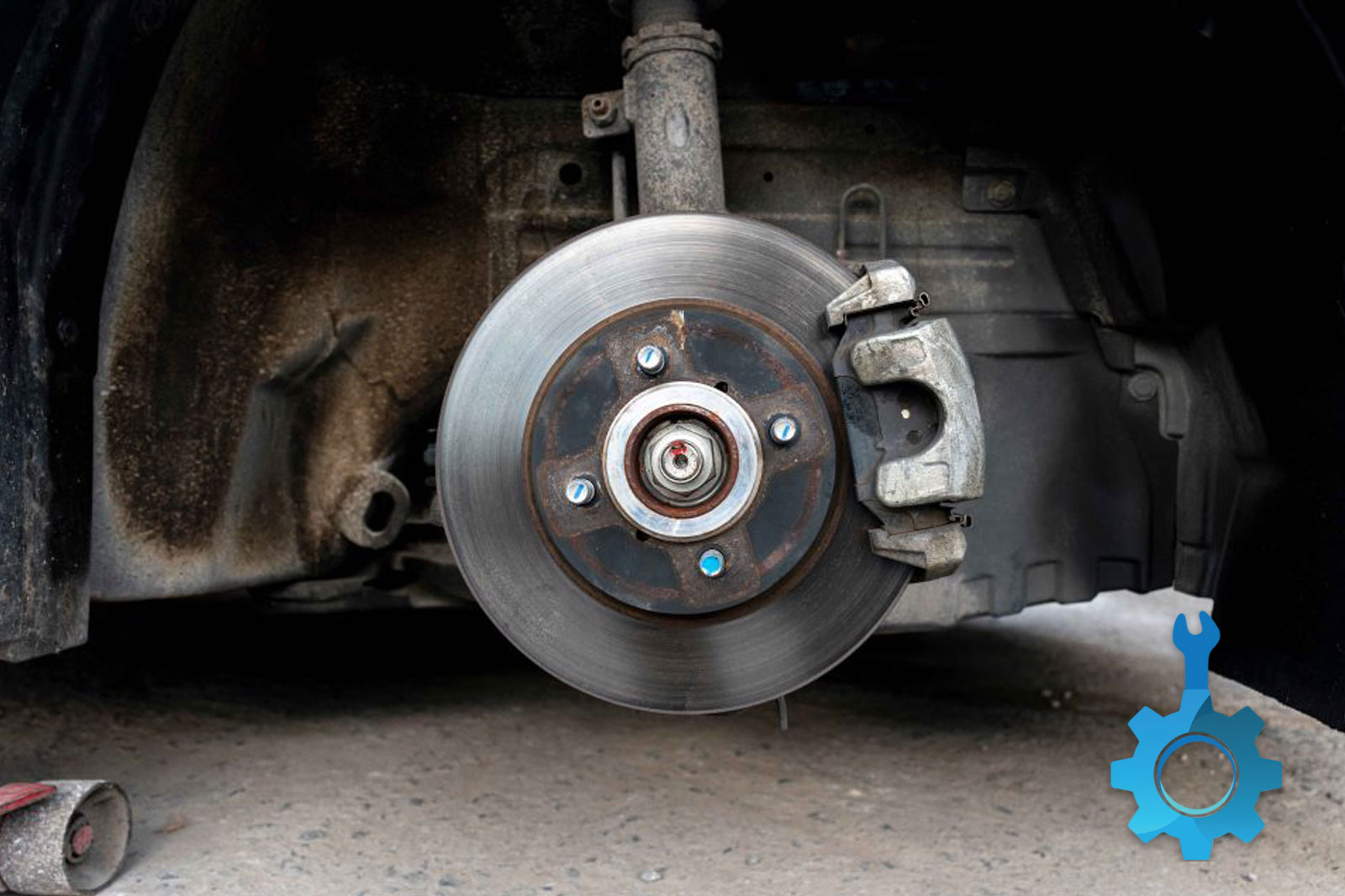 زمان تعویض لنت ترمز خودرو 5 عوض کردن لنت ترمز