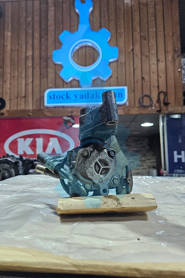 پمپ هیدرولیک استوک مزدا 323 پمپ هیدرولیک استوک مزدا 323